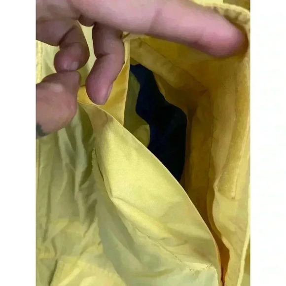 VTG Woolrich Adult Yellow Windbreaker Jacket MEDIUM Hoodie Ultrex Mesh Lined - Picture 9 of 12